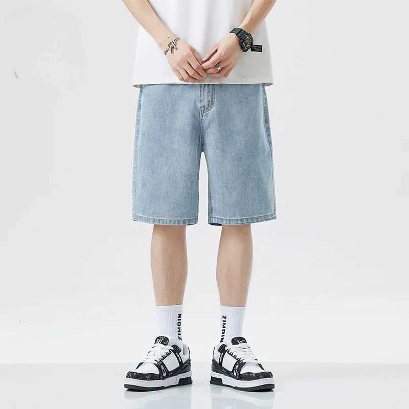 2025 New Korean Style Vintage Mens Jeans Summer Loose Male Wide Leg Knee Length Shorts New Washed Fashion Short Denim Pants Y250814