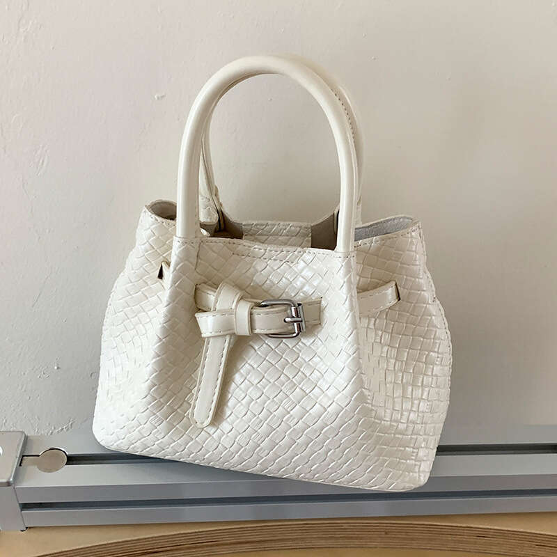 Korean Niche Woven Pattern Single Designer Bags Shoulder Luxury Tote for Women 2025 New Handheld Basket Bucket Crossbody Bag