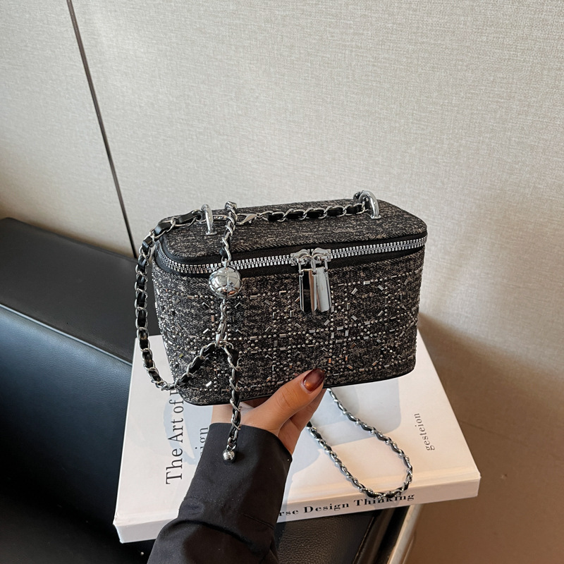 European And American Ins Personalized Women's Hot Diamond Mini Handbag Free Shipping Designer Chain Shoulder Crossbody Bag Small Fragrance Box M