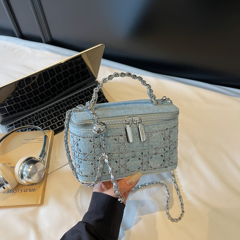 European And American Ins Personalized Women's Hot Diamond Mini Handbag Free Shipping Designer Chain Shoulder Crossbody Bag Small Fragrance Box M