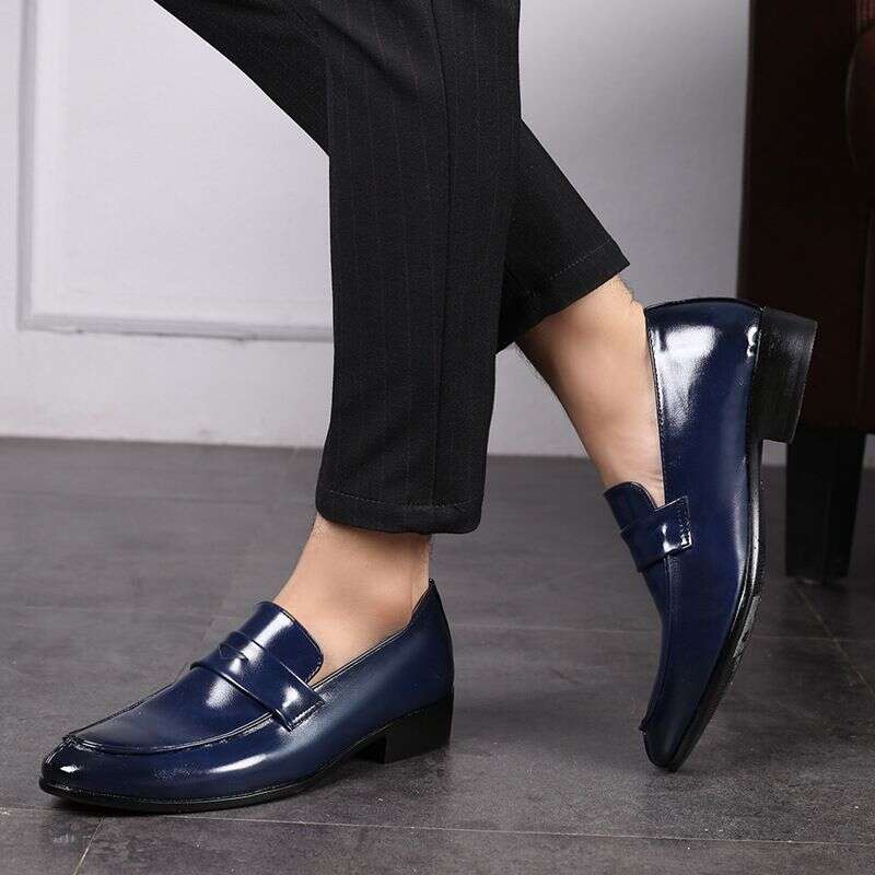 2024 Men's Oversized Leather Korean Version Loose Fitting Casual Shoes