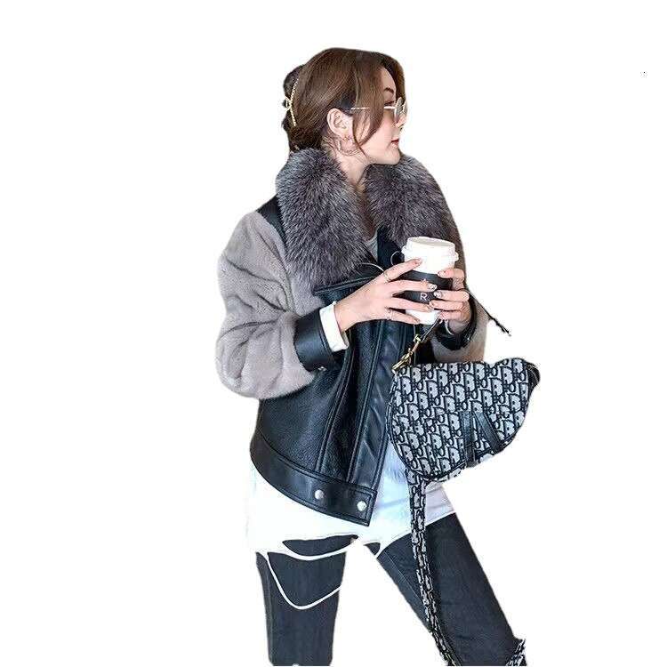 Winter new style fox-like fur coat with a fur collar, women's loose Korean-style faux mink fur coat