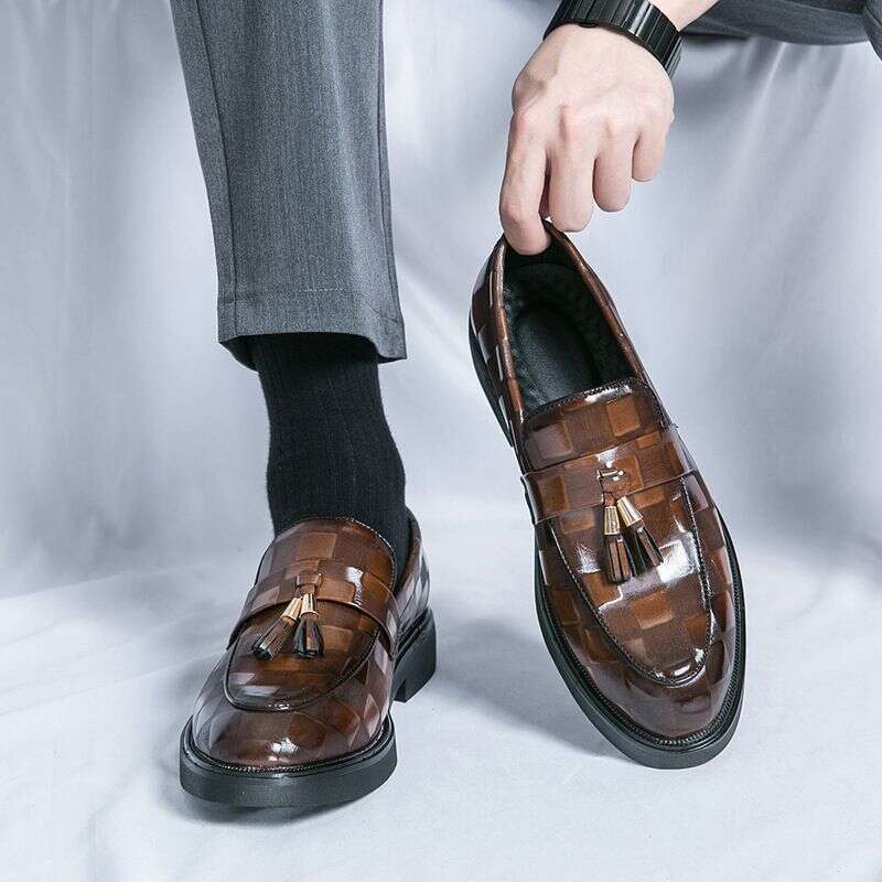 Large For Men 2025 Spring And Autumn New Men's Patent Leather Tassel Size 46 British Wedding Shoes