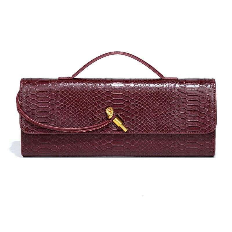 Snake Skin Pattern Hand Woven Bag, Fashionable And High-End, Evening Party Baguette Single Shoulder Women's Bag