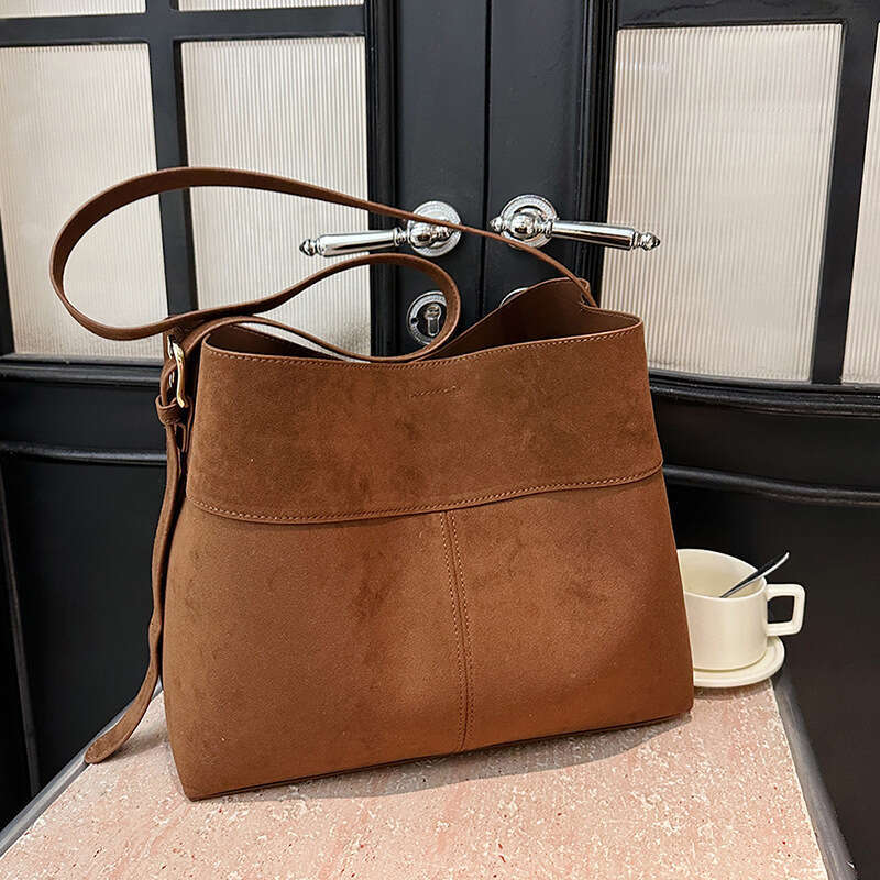Suede Bucket 2025 Autumn Winter New Bags Designer Women Matte Leather Commuter Large Capacity Shoulder Crossbody Tote Bag