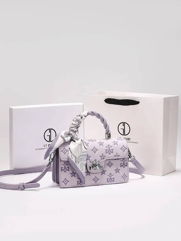 Show 2025 Truly Amazing Brand New Women's Bags With Star Patterns Handbag Banquets Shoulder Bag For Daily