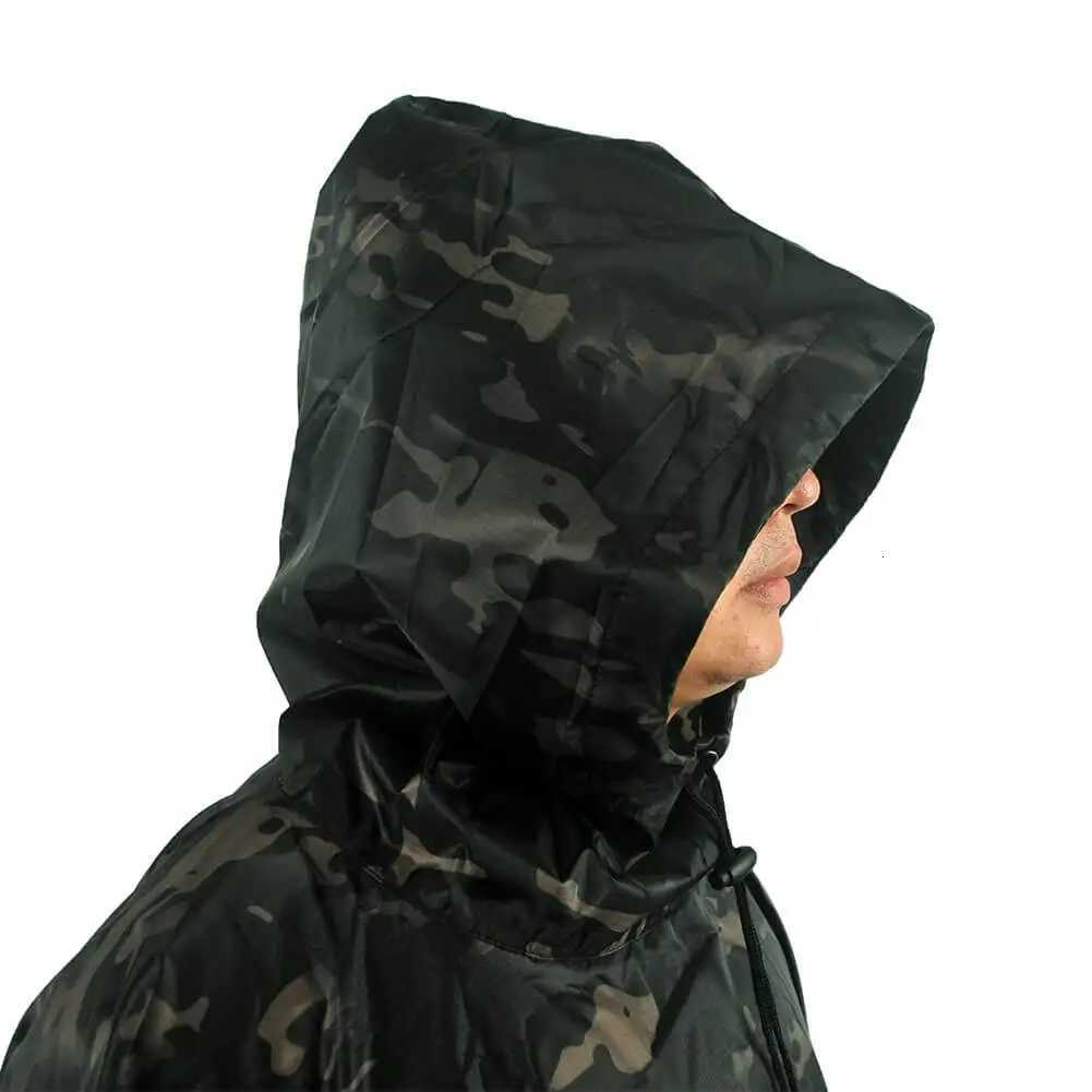 CP Black Tactics Portable Camouflage Waterproof Rain Protection Cape Adult Poncho Raincoat Cloak Travel Rainproof Motorcycle Man Y250814