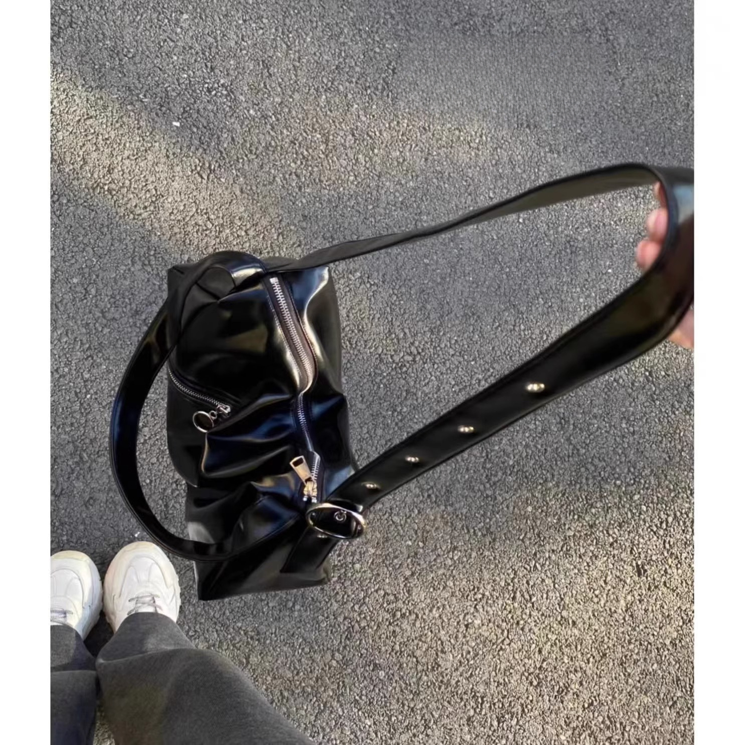 2025 Autumn New Women's Shoulder Bag Soft Leather Texture Handbag Shoulder Strap Adjustable Women's Crossbody Bag Large Capacity Autumn New 