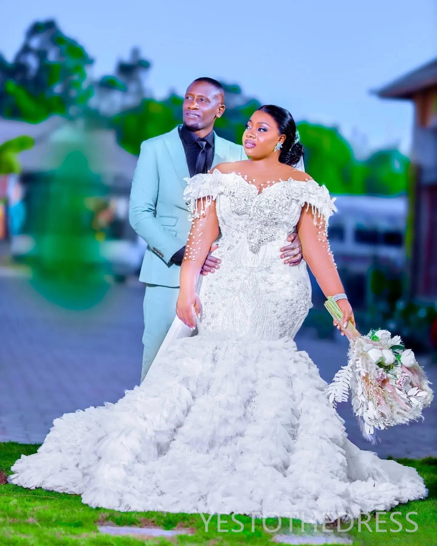 Arabic Aso Ebi Plus Size Off White Mermaid Wedding Dresses 2025 Pearls Beaded Floral Lace Full Sleeves Luxurious Vintage Bridal Gowns Dress D594