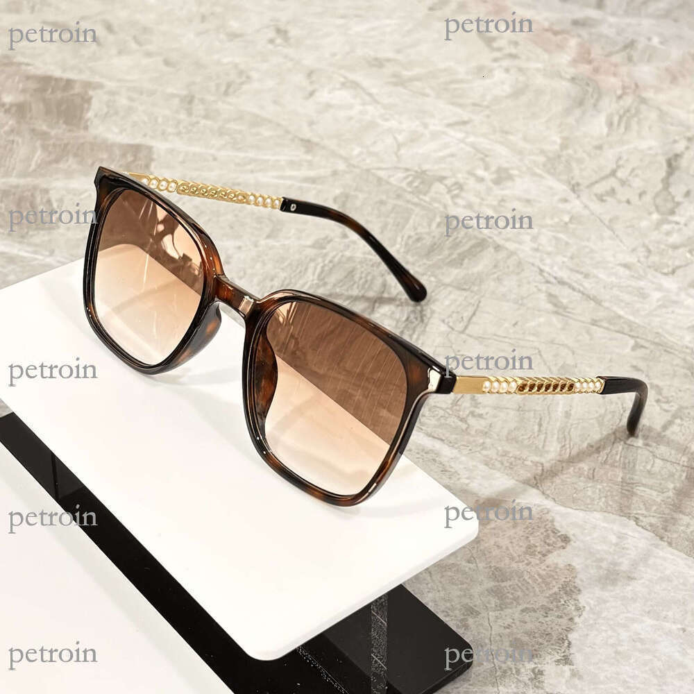 New Women's Personality Chain Pearl Decor High-end Trendy Sunglasses