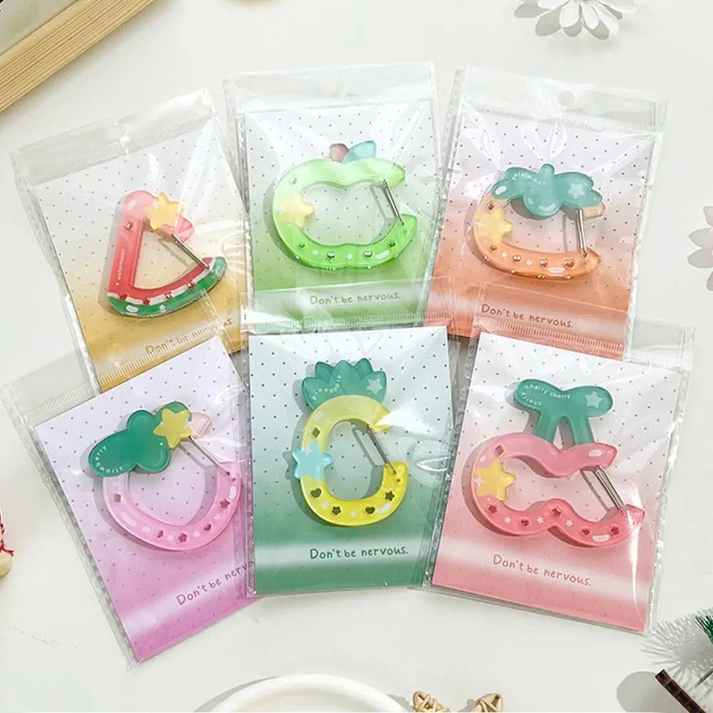 Ins Cute Acrylic Cartoon Keychain Fruit Shape Climbing Button Carabiner Bag Decorative Keychain Bag Pendant Hook Key Hanging 250811