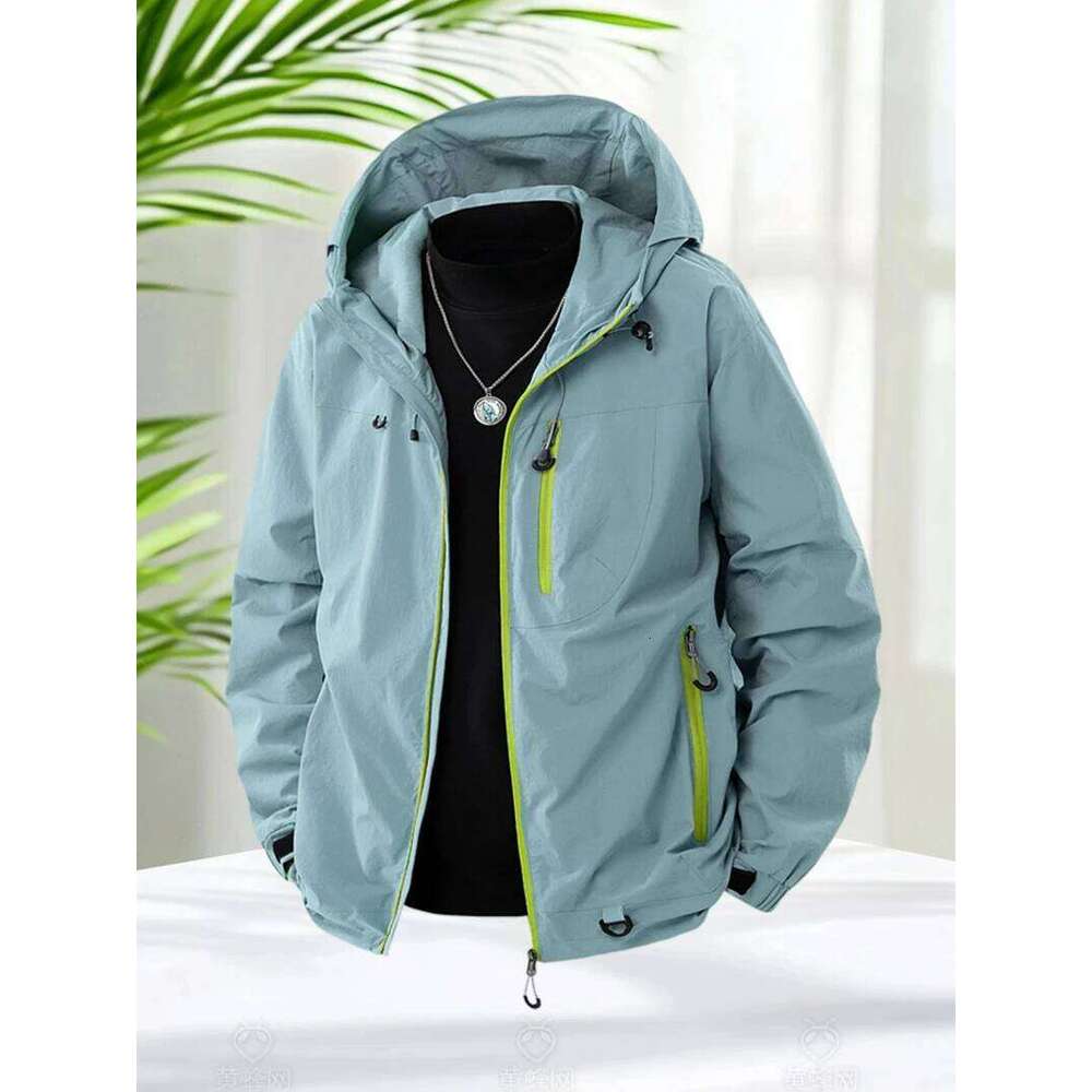 Unisex Hiking Men And Women Lightweight Waterproof Hooded Zip Up Camping Coats Thin Windbreaker Jacket Outerwear