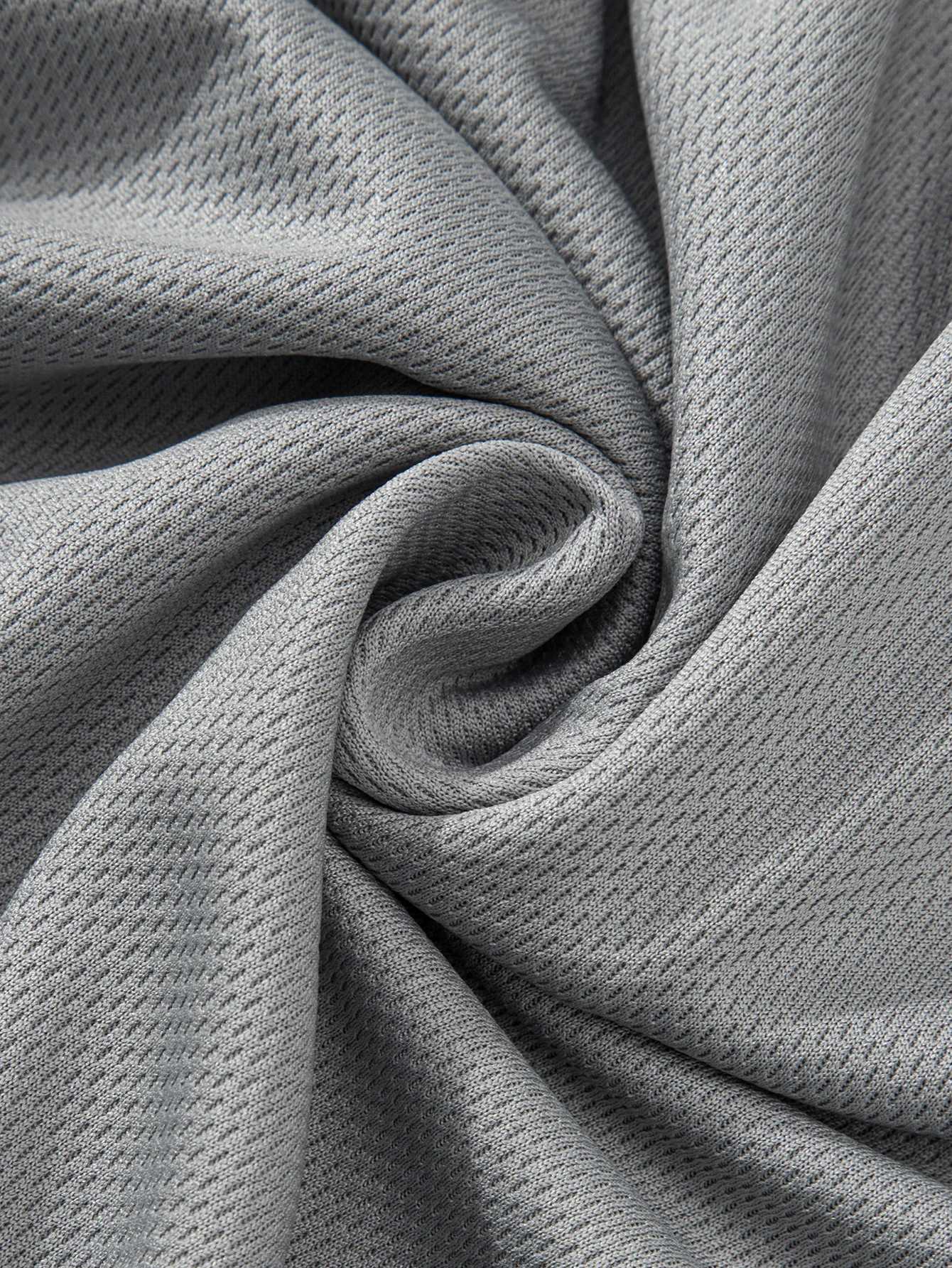 Two mens casual sports shorts quick drying active training running shorts equipped with elastic waistband and drawstring Y250814