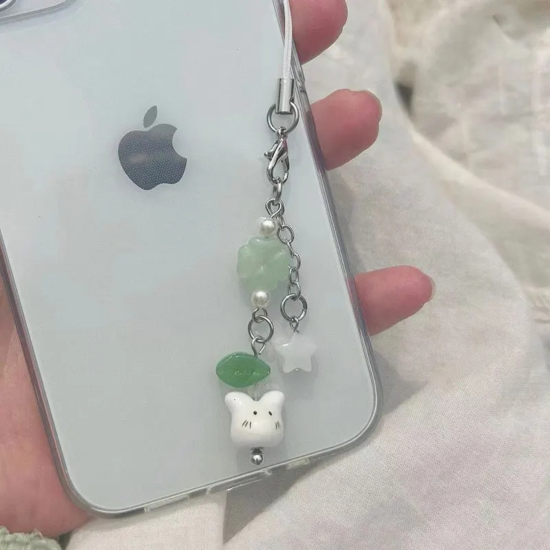Handmade four leaf clover beaded phone charm y2k cute cat keychain 250804