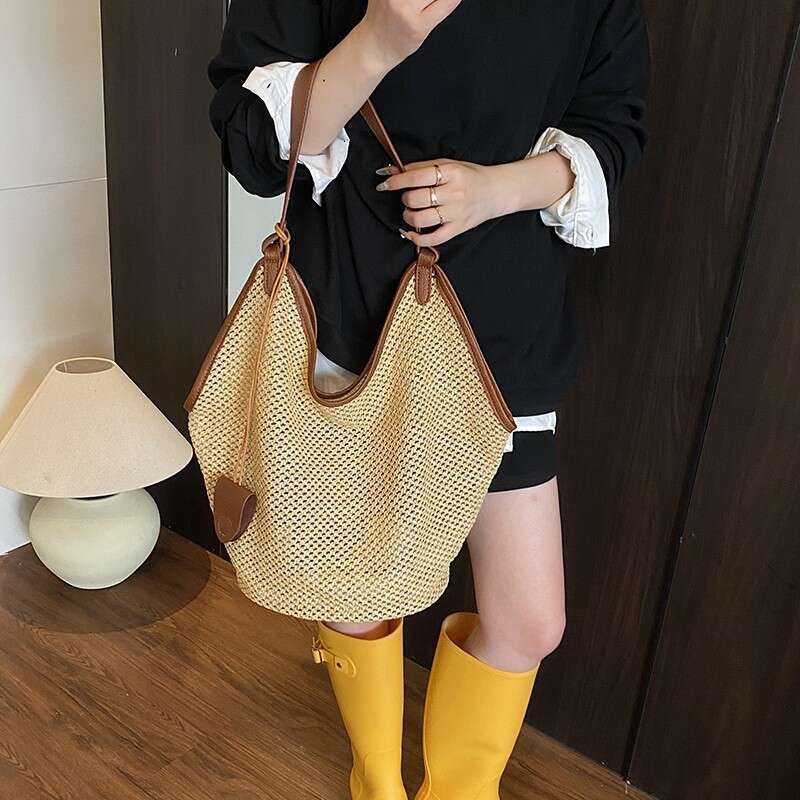 Lafite splicing head layer cowhide woven new niche design fashion summer vacation beach women underarm shoulder bag