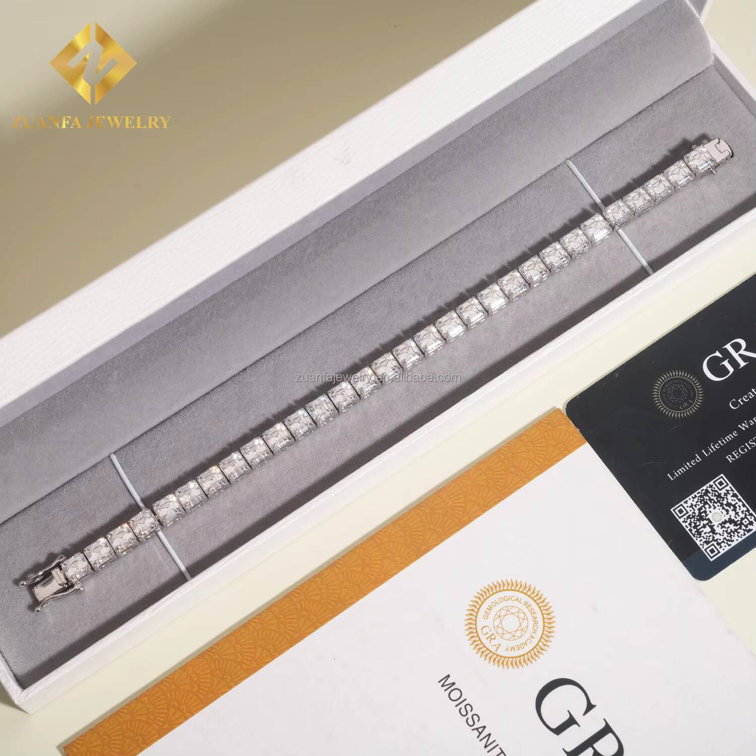 New Design Elegant Female Style Iced Out Hip Hop Jewelry S925 Silver Asscher Moissanite Diamond Cluster Tennis Chain Bracelet