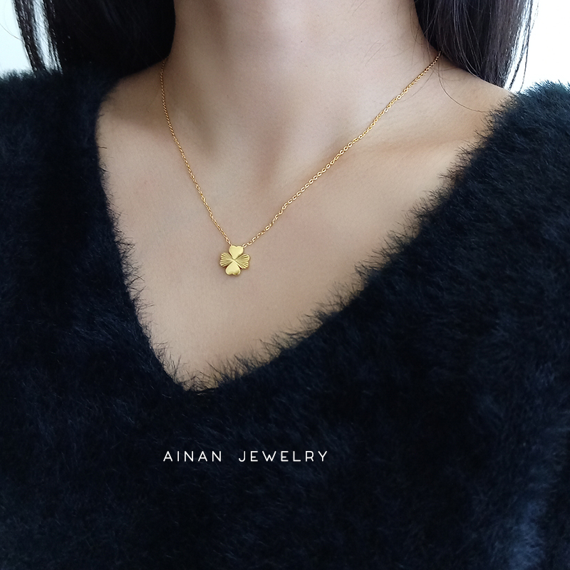 Colorful Four-Leaf Clover Inlaid Zircon Necklace Stainless Steel Simple High-End Feel Women's Non-Fading Accessory Jewelry for Women