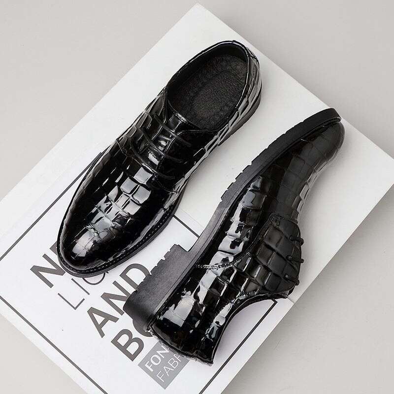 New dress bright patent men business British style pointy wedding party performance leather men's shoes