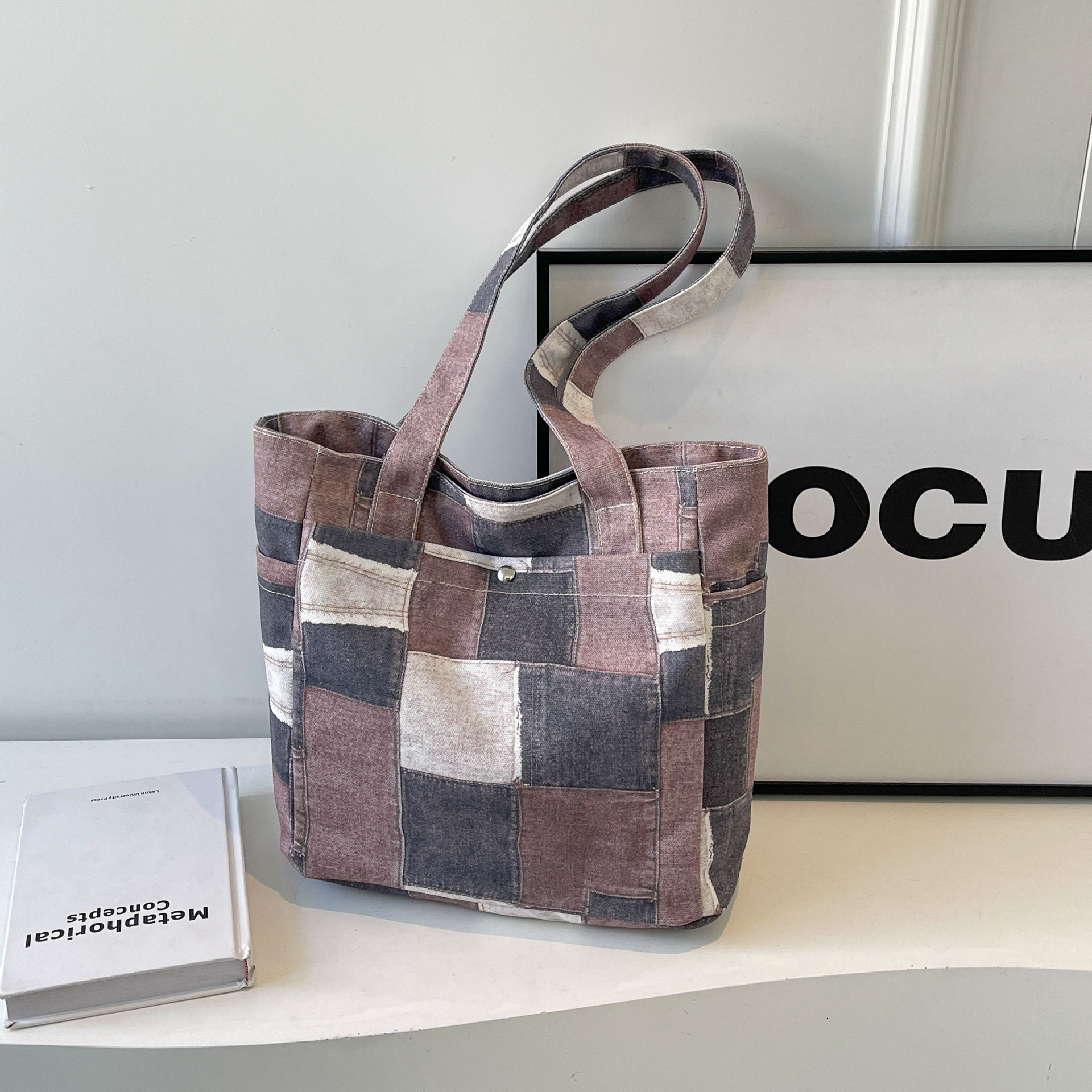 Autumn New Women's Shoulder Bag Fashion Large Capacity Color Block Splicing Handbag Casual Commuter Handbag Autumn New Designer Bag Women's 