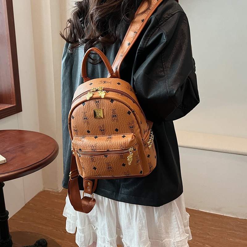 Free Shipping Designer Fashion Student Backpack Luxury Vintage Commuting Women's Large Capacity Travel Bag Sports Shopping Leisure Bag