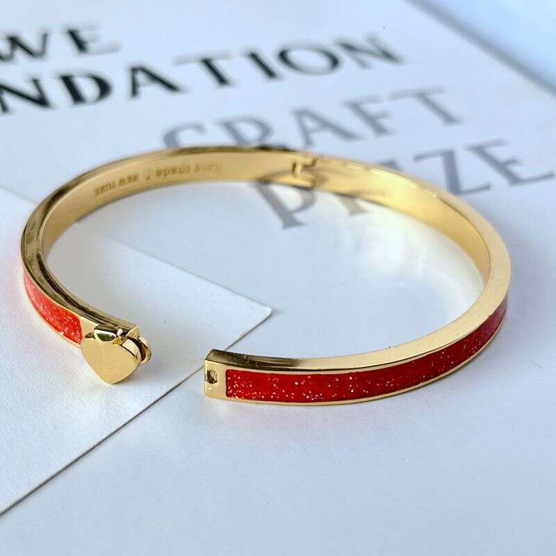 Fashion Light Commuter Niche Ins Cold Style Enamel Inlaid Smooth Metal Bracelet