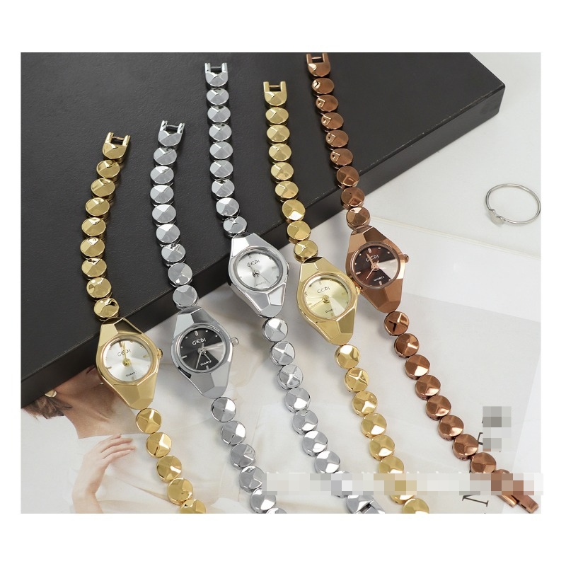 Sophisticated Minimalist Womens Analog Chronograph