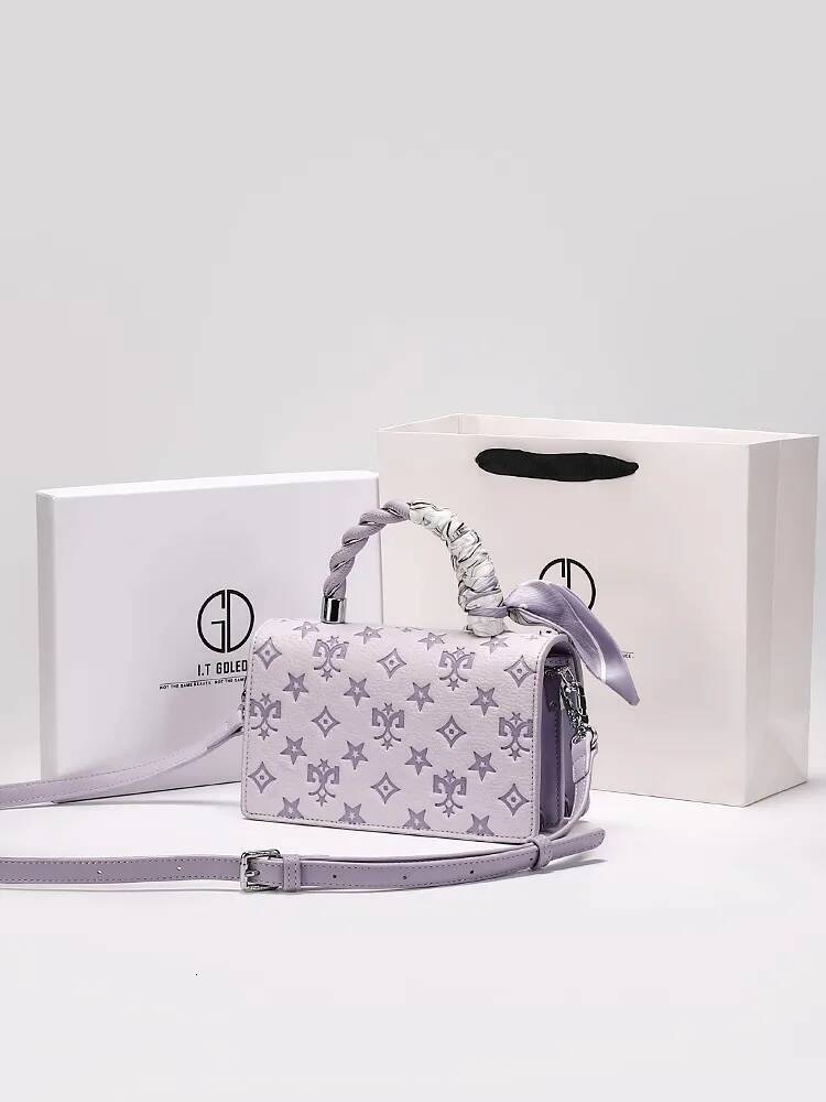 Show 2025 Truly Amazing Brand New Women's Bags With Star Patterns Handbag Banquets Shoulder Bag For Daily