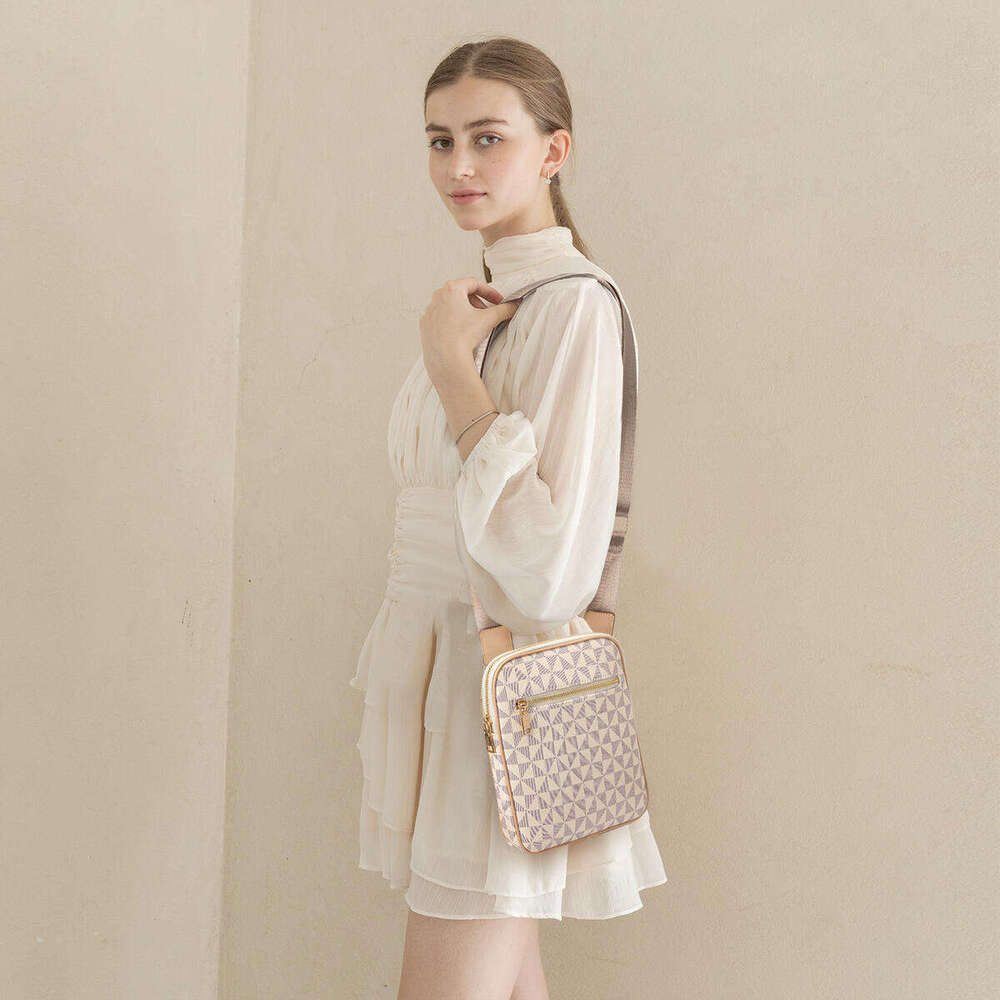 Lacel Urwebin Designer Tote Bag Women's Handbag Luxury Shoulder Bag Stylish Leather Multifunctional High-Quality Large-Capacity Handbag Shopping 