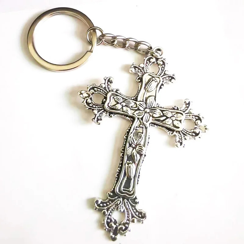 1pcs Vintage Goth Cross Keychain Car Women Men Bag Accessories Jewelry Gifts Keyrings Wholesale Holder 250804