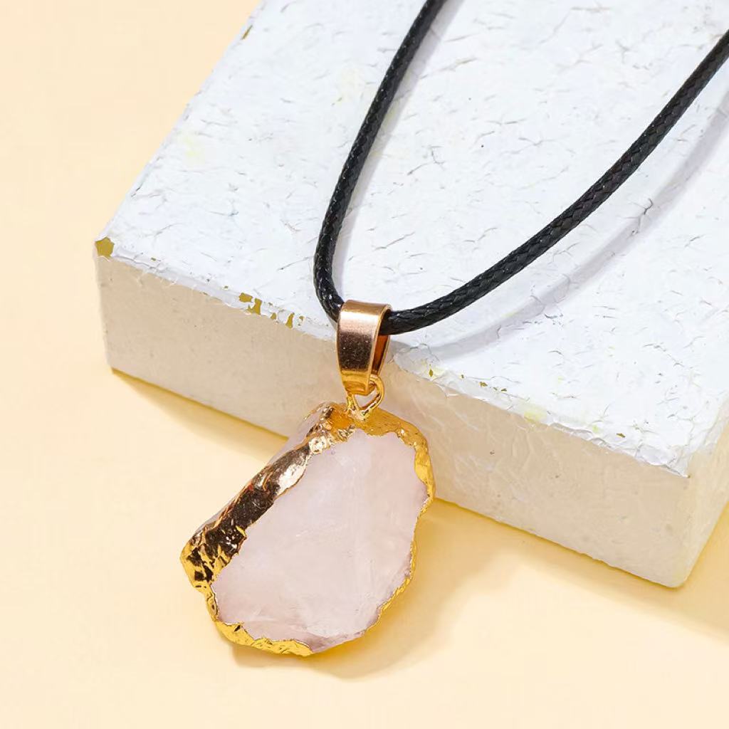 2025 New Arrival Natural Crystal Raw Stone Gold Plated Pendant Necklace Amethyst Rose Quartz Milky Yellow Crystal Irregular Raw Stone Decorative Chain