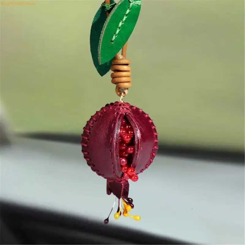 76HE Stur Leather Pomegranate Adornment Fashionable Leather Pomegranate Pendant with Rich for Individuals Y250815