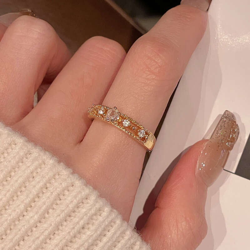 Vintage French Style Full Open Ring Fashion High-end Sense Elegant Niche Design Exquisite Inlaid Diamond Accessory for Women