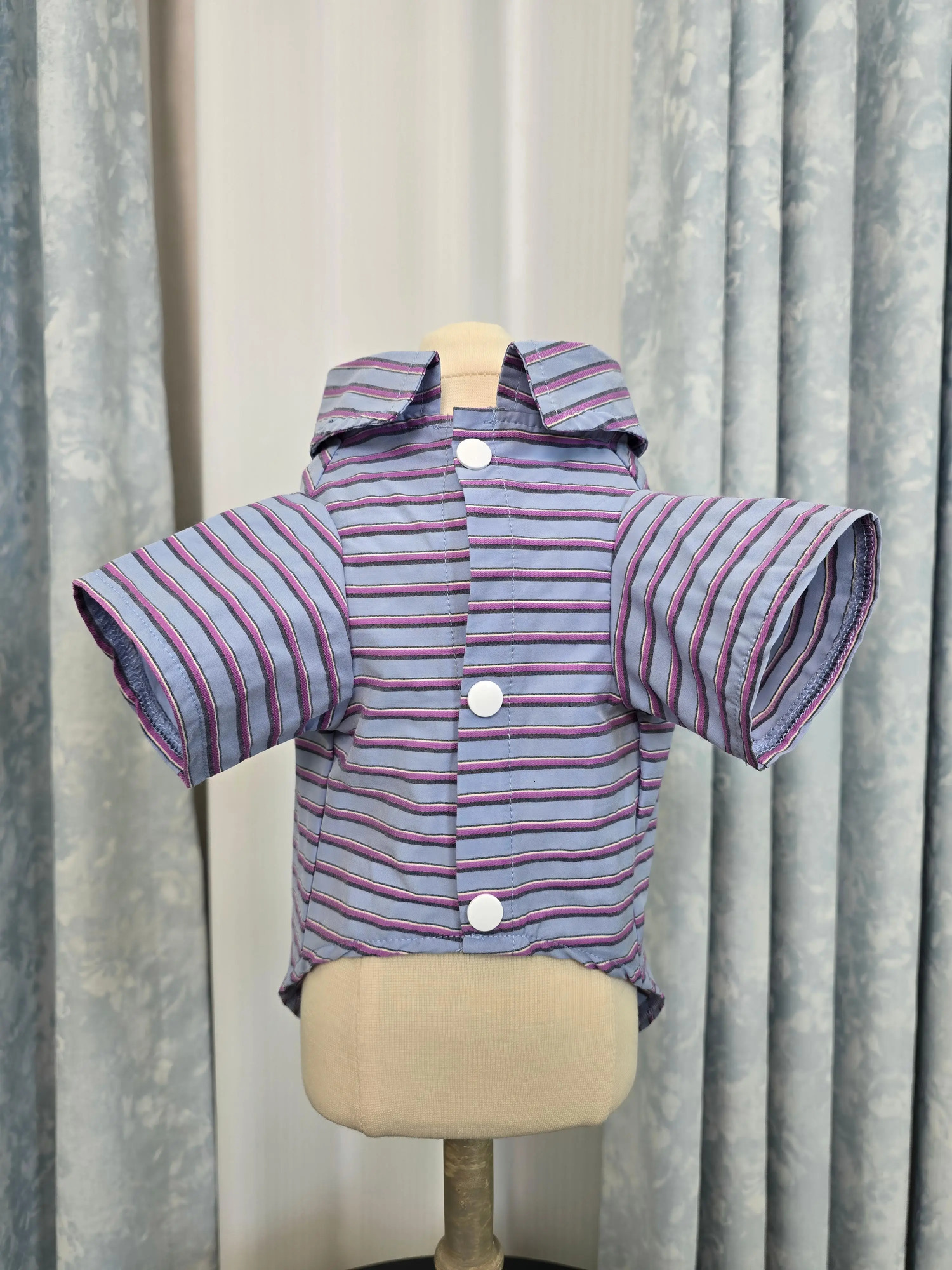 Cute and Cool StreetFriendly Artifact American Retro Style Red Blue Stripesd Shirt for Pets Suitable Cats Dogs 250814