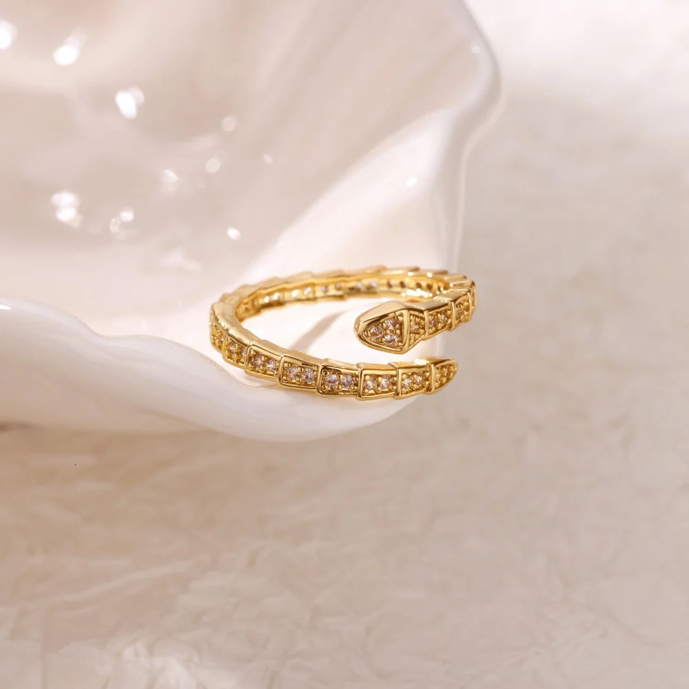 Rhinestone Zircon Snake Rings For Women Open Adjustable Snake Bone Finger Ring Wedding Fashionable Trendy Jewelry Gifts 250811