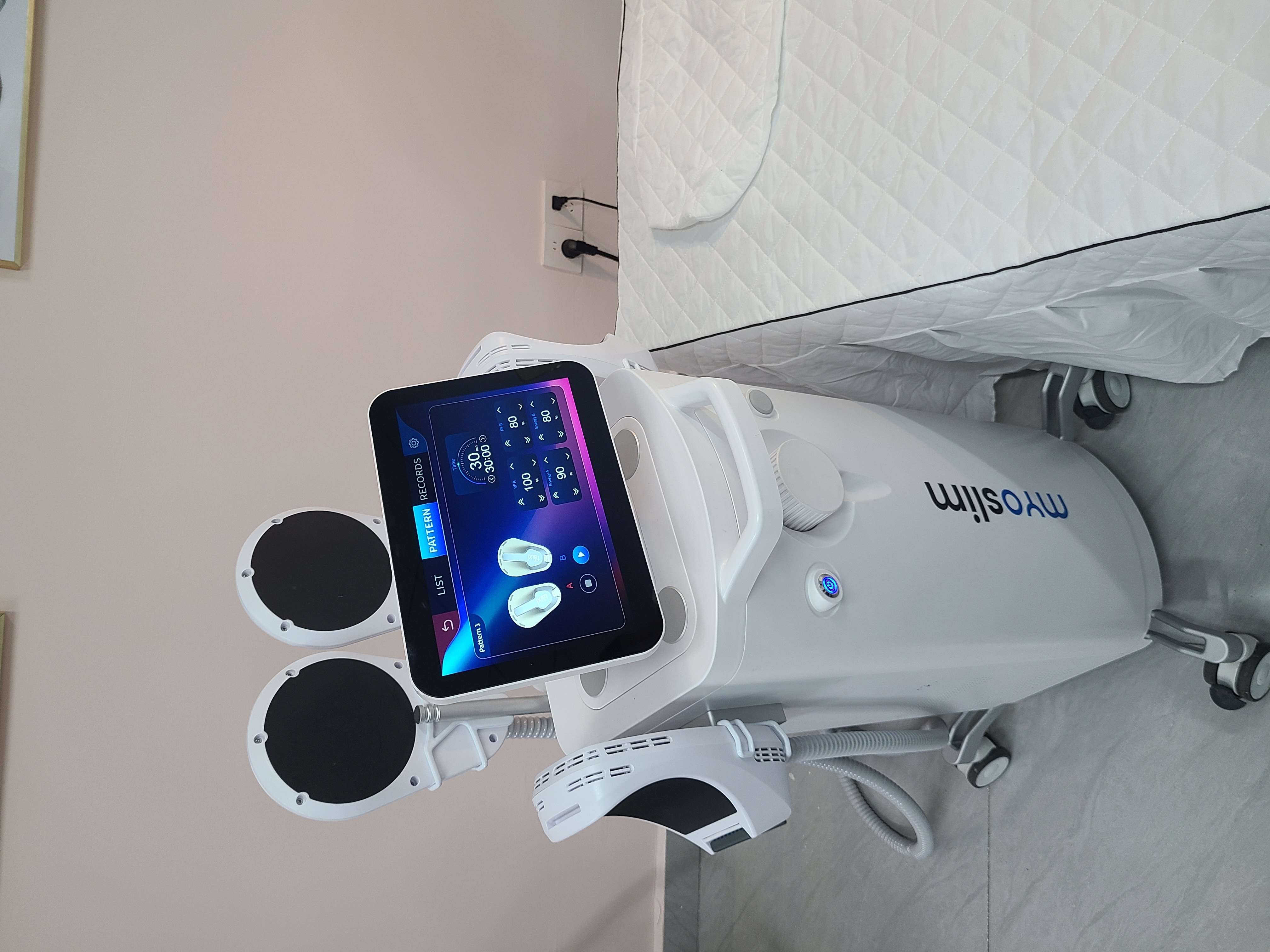 Professional EMS Neo Body Sculpting Machine with rf Ultra Machine Shaping RF EMS Body Massage Muscle Stimulator