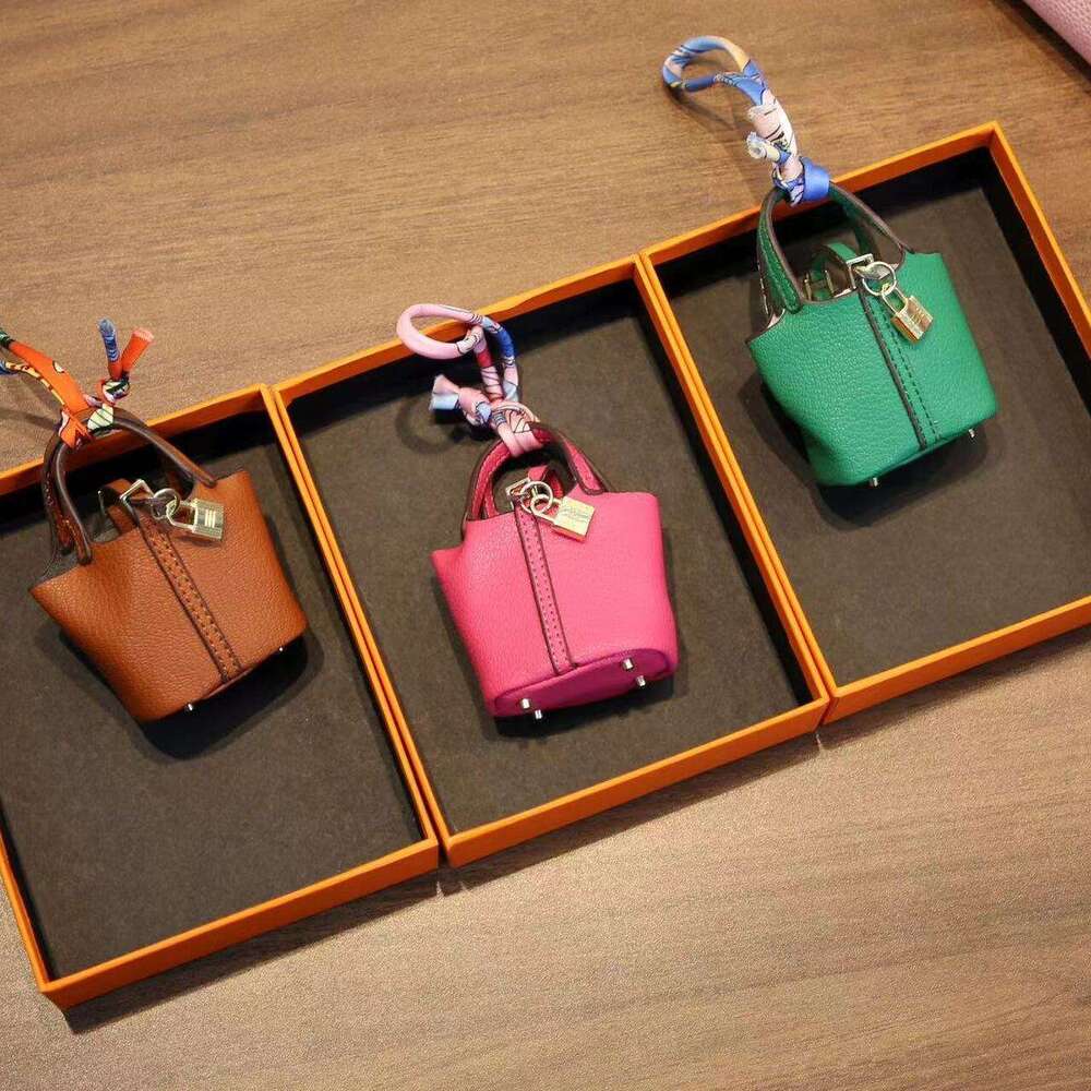 bag charm Super Fiber Mini Basket Pendant High-end Keychain Car Bucket Hanging Decoration Earphone Bag for Women