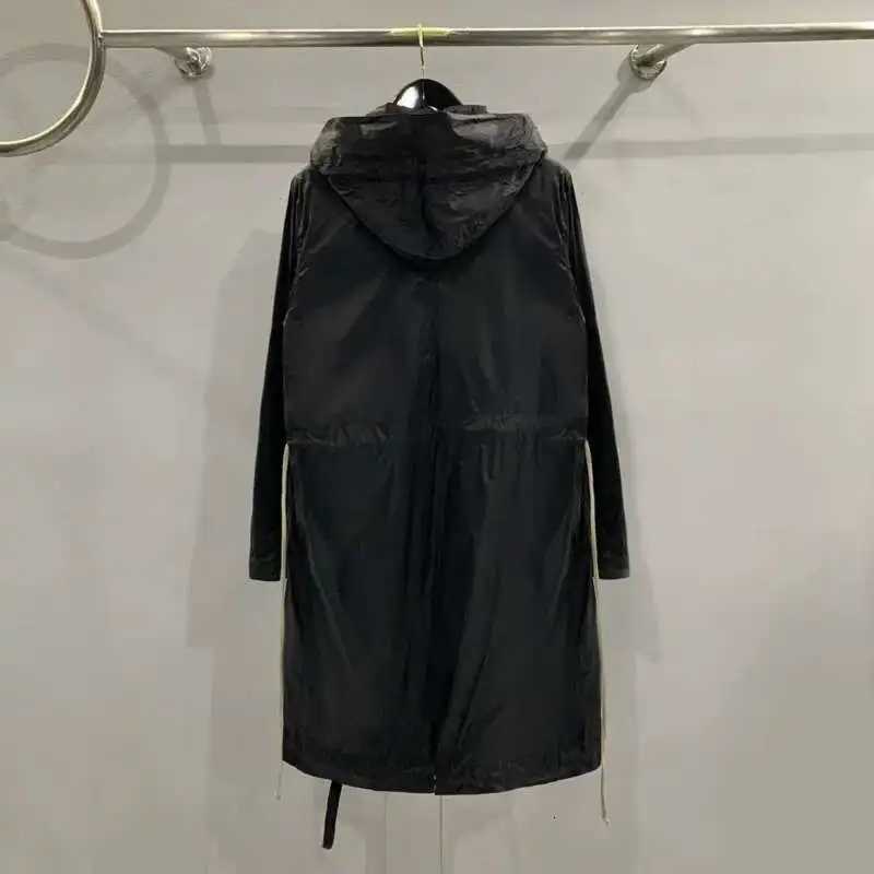 2023 HKSH Spring Summer Mens Tide Dark Trench Hooded Windbreaker Casual Thin Zipper Loose Side Sewn Pockets Solid Color Coats W250815