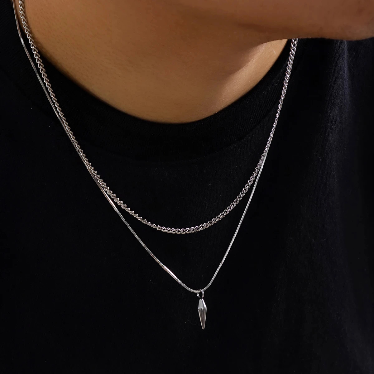 KunJoe 2pcs/set Stainless Steel Metal Rivet Pendant Thin Snake Chain Necklace for Men Punk Silver Color Cuban Link Chain Choker 250812