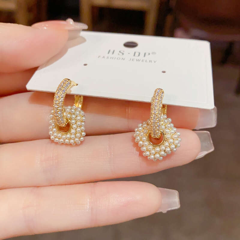 DHcollections French Fashion Gentle Versatile Two-Way Wear Pearl Square Zircon Personality Light High-End Feel Earrings for Women