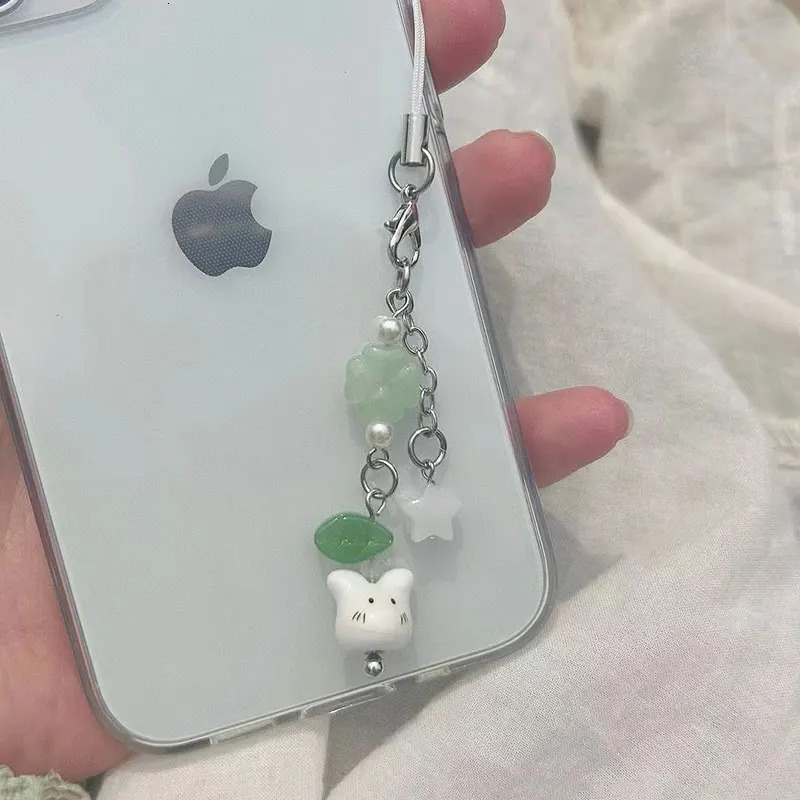 Handmade four leaf clover beaded phone charm y2k cute cat keychain 250804