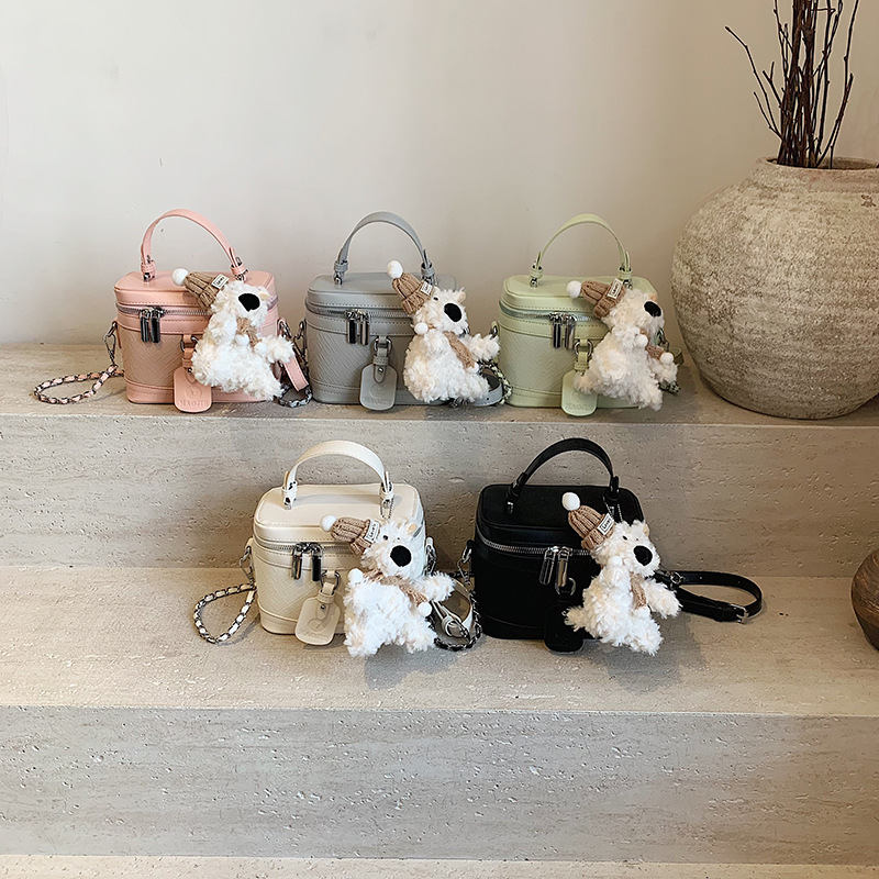 New Women's Handmade Woven Handbag Free Shipping Designer Lightweight Luxury Box Texture Commuting Shoulder Bag Fashion Casual Makeup Bag