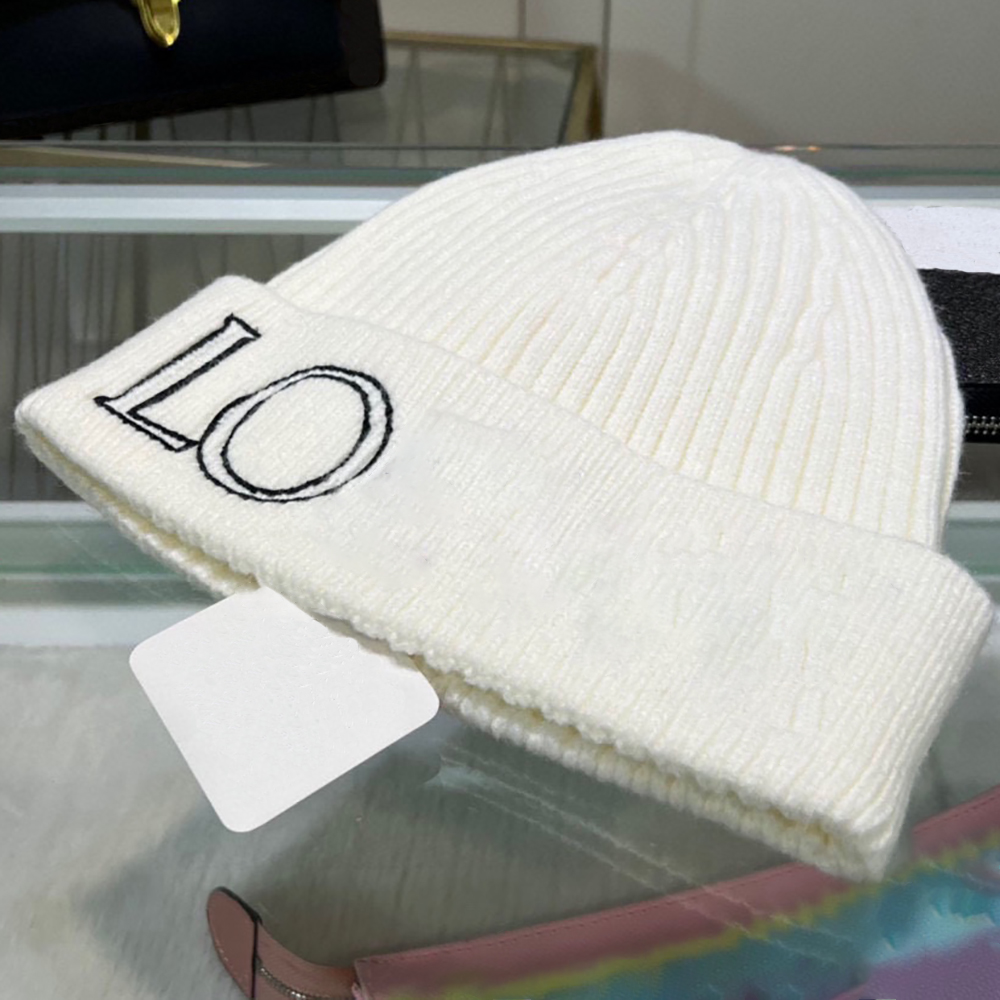 Beanie Luxury Designer Winter Bonnet Knitted Hat Winter Warmth Skull Caps Fshion Outdoor Travel Woolen Hat Winter Sports Hat Thickened Wool Luxury Beanie hat