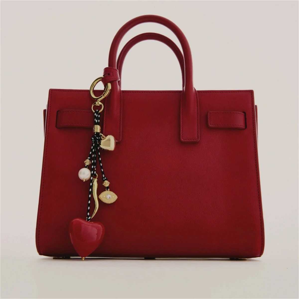 Simple elegant and atmospheric bag accessories macaron color heart-shaped bag pearl accessories Y250815