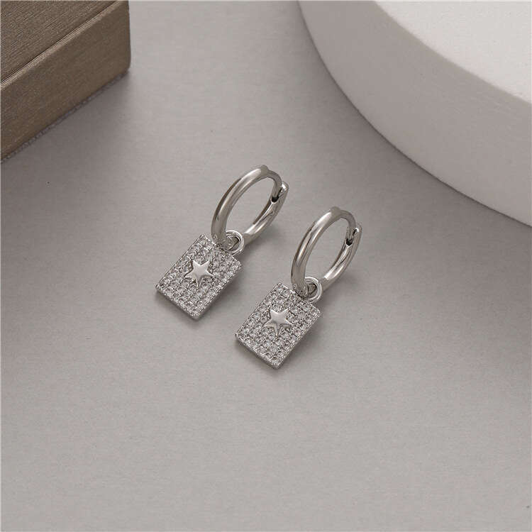 DHcollections Micro Inlaid Full Dia High-end Light Fashion Butterfly Lucky Elephant Women Korean Trend Earrings Exquisite