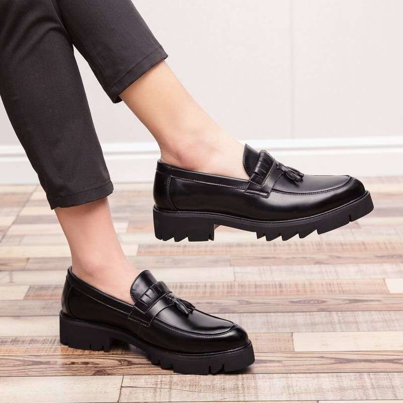 Men's Casual Business Shoes Mens Classic Buckle Loafers Moccasins Men Light Driving Party Wedding Flats