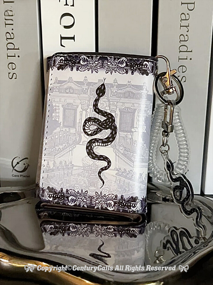 2025 New Designer Wallet Dark Fashion Internet wallet Celebrity Cool Short Multi slot Zero Wallet Card Bag