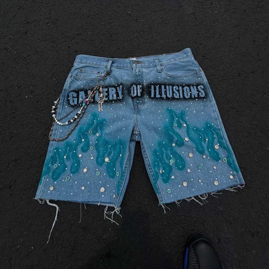 Y2K Rhinestone Gradient Flame Color Art Letters Jeans Gothic Strange Street Style Denim Shorts Mens Loose Trendy Summer Pants Y250814