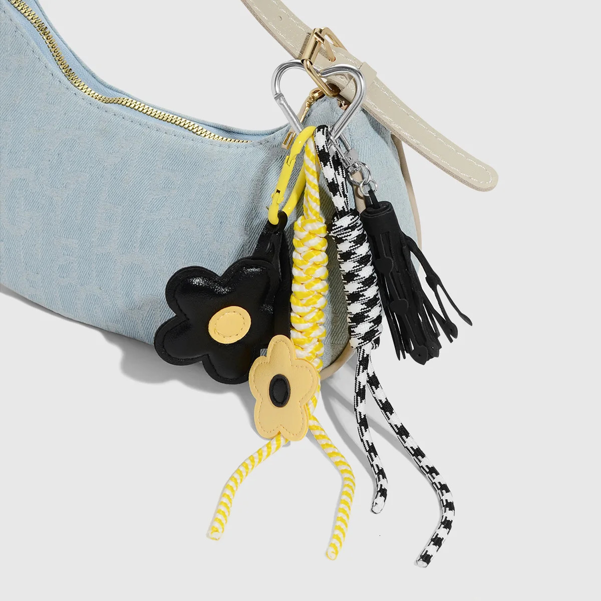 INS Style Korean Sweet Keychain Cute Exquisite Leather Flower Tassel Backpack Decoration Love Star Braided Rope DIY Keychain 250811