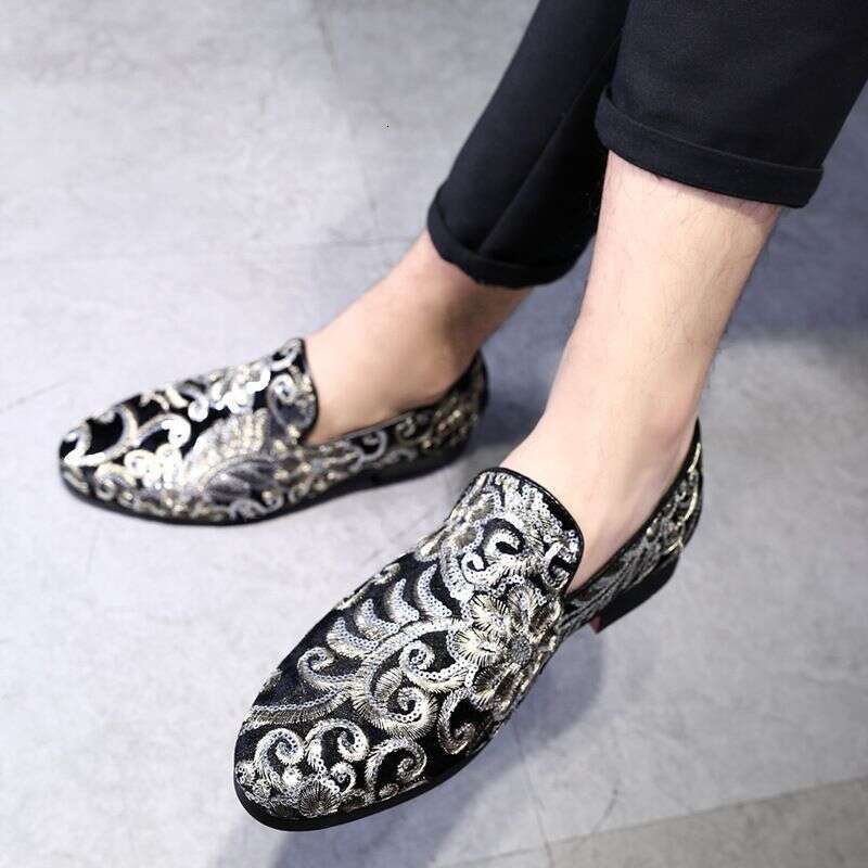 Embroidered hooded fashionable hairstylist, versatile casual shoes, men's leather shoes
