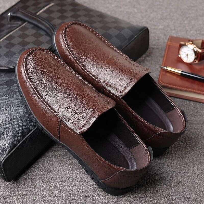 New fashionable casual leather for middle aged dads plus size Korean version versatile bean men's foreign trade slip on shoes